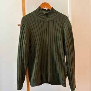 Men’s Banana Republic Olive Ribbed Turtleneck Sweater